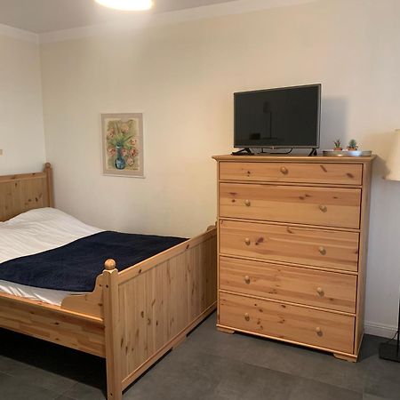 Sosnowa Mila - Domy I Apartamenty Pobierowo Buitenkant foto