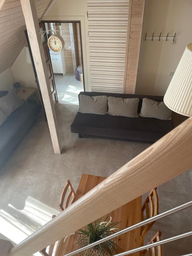 Sosnowa Mila - Domy I Apartamenty Pobierowo Buitenkant foto