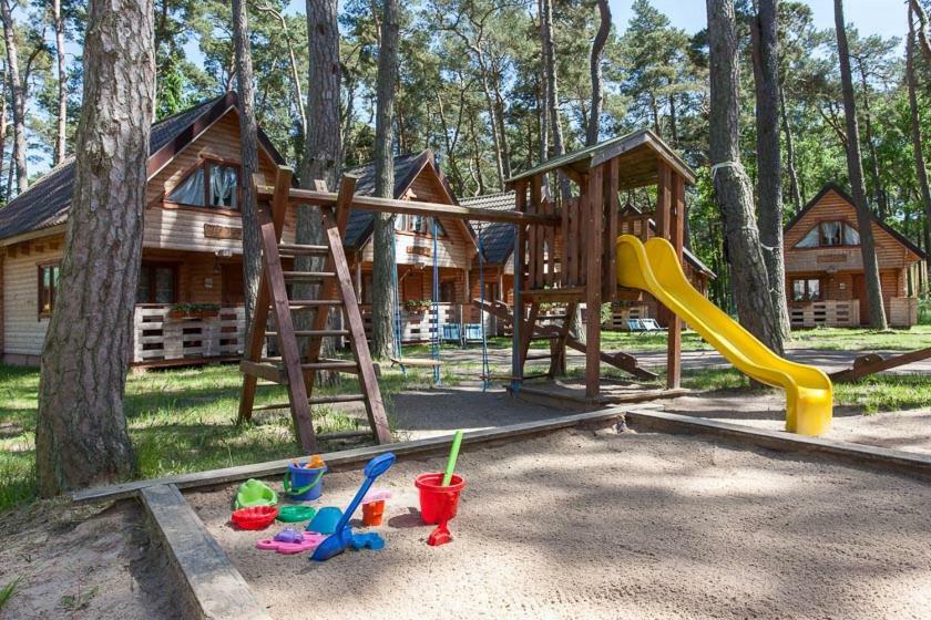 Sosnowa Mila - Domy I Apartamenty Pobierowo Buitenkant foto