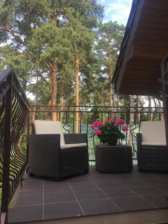 Sosnowa Mila - Domy I Apartamenty Pobierowo Buitenkant foto